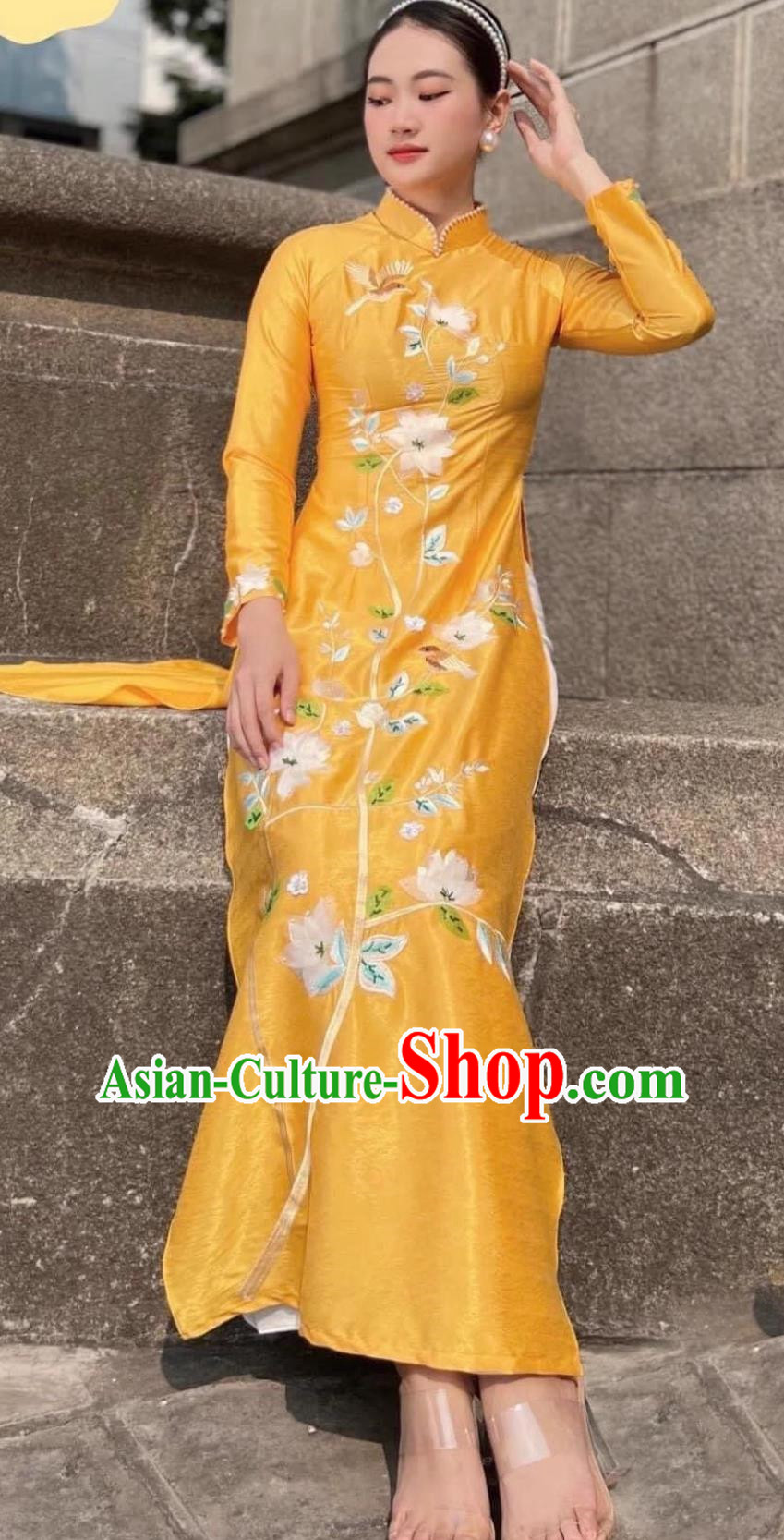 Yellow Embroidered Ao Dai Improved Version Of Cheongsam Etiquette Model Catwalk Costume Stage Performance