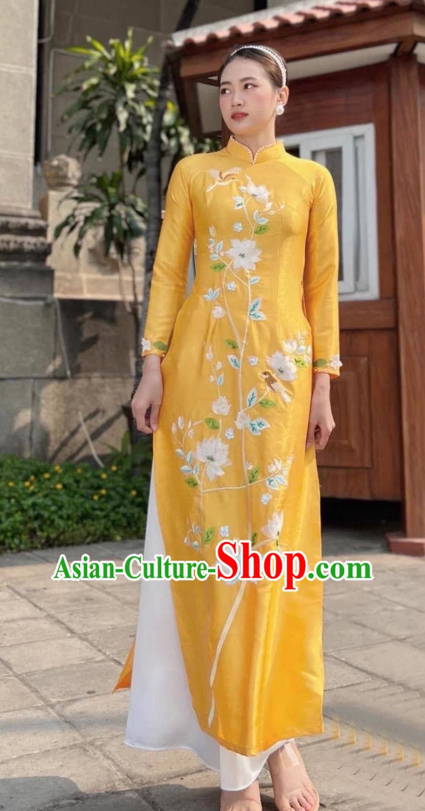 Yellow Embroidered Ao Dai Improved Version Of Cheongsam Etiquette Model Catwalk Costume Stage Performance