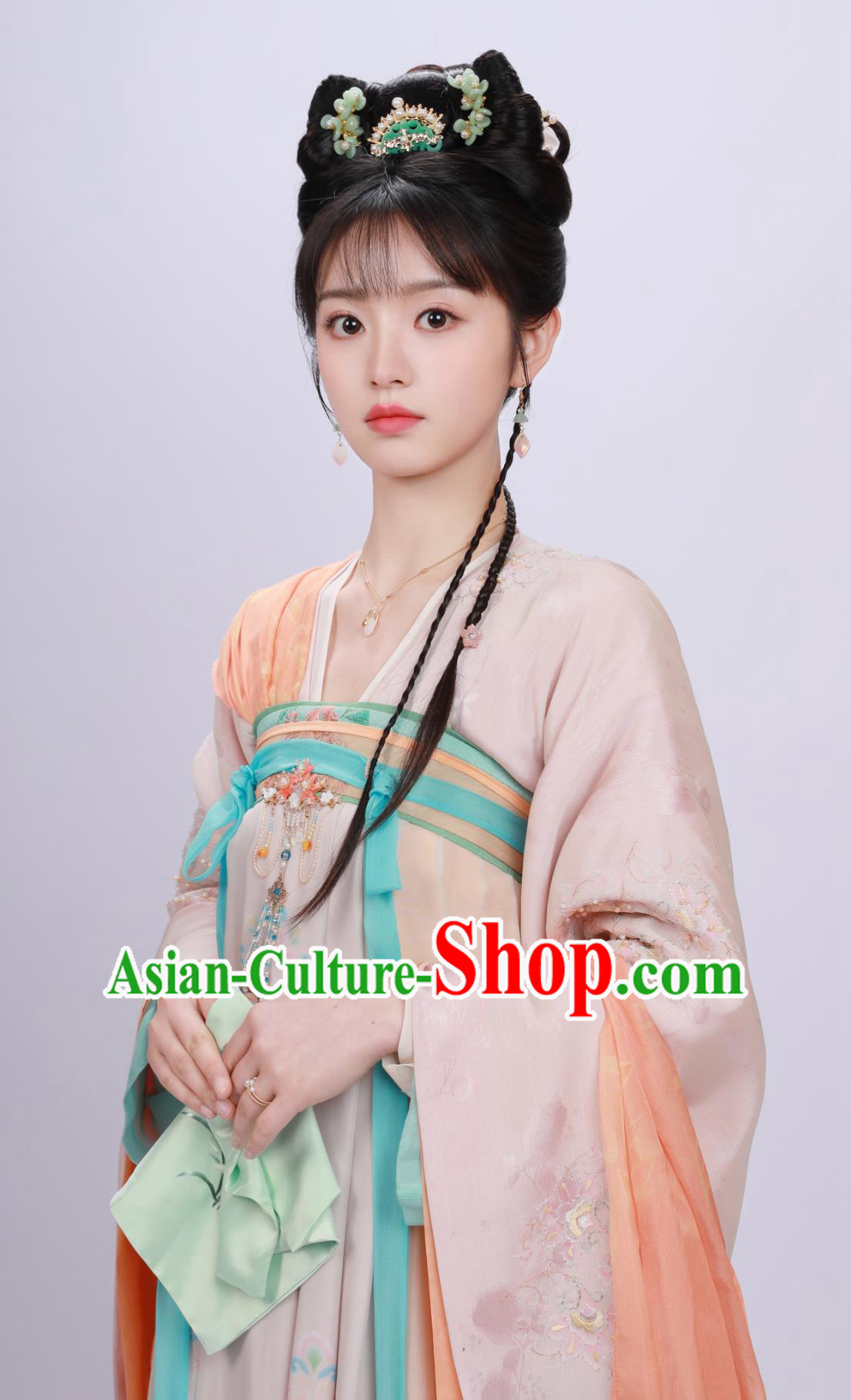Chinese Ancient Tang Dynasty Young Lady Hanfu Dresses Romantic Drama Wrong Carriage Right Groom Swordswoman Li Yu Hu Garment Costumes
