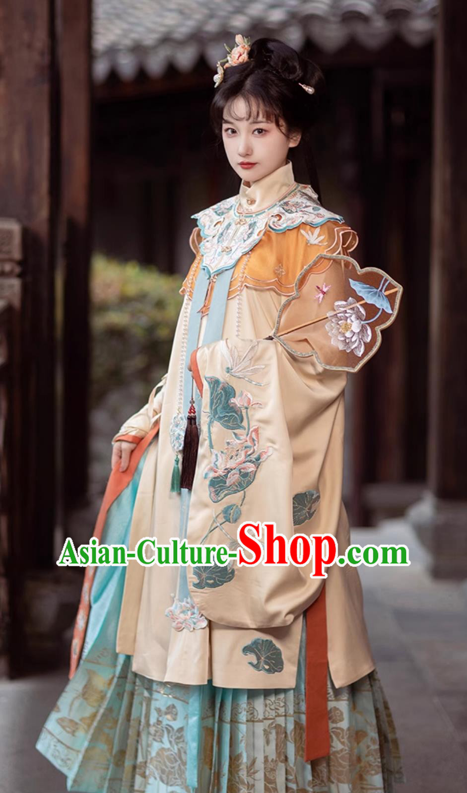 Traditional Female Hanfu Chinese Ming Dynasty Court Lady Costume Ancient China Princess Embroidered Clothing
