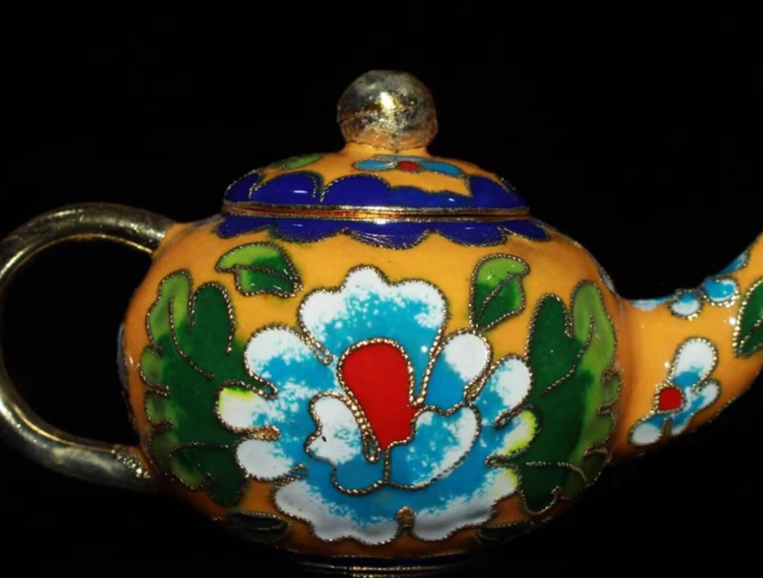 Chinese Traditional Enamel Craft Yellow Cloisonne Teapot Rich Peony