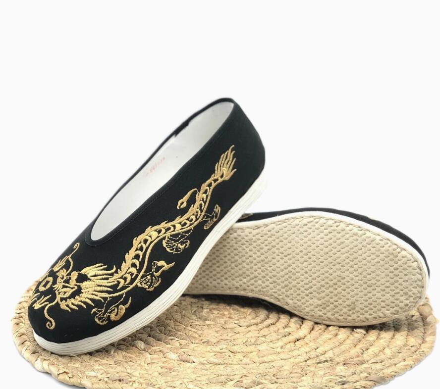 Handmade Strong Cloth Soles Shoes Old Beijing Embroidery Dragon Shoes Traditional Chinese Shoes