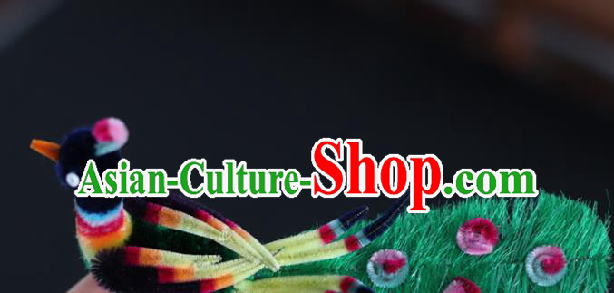 China Ancient Hanfu Velvet Hair Stick Traditional Handmade Peacock Hairpin