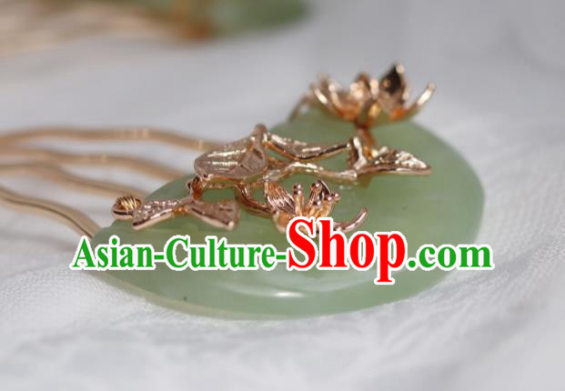 China Traditional Ming Dynasty Princess Jade Hairpin Classical Golden Hair Comb