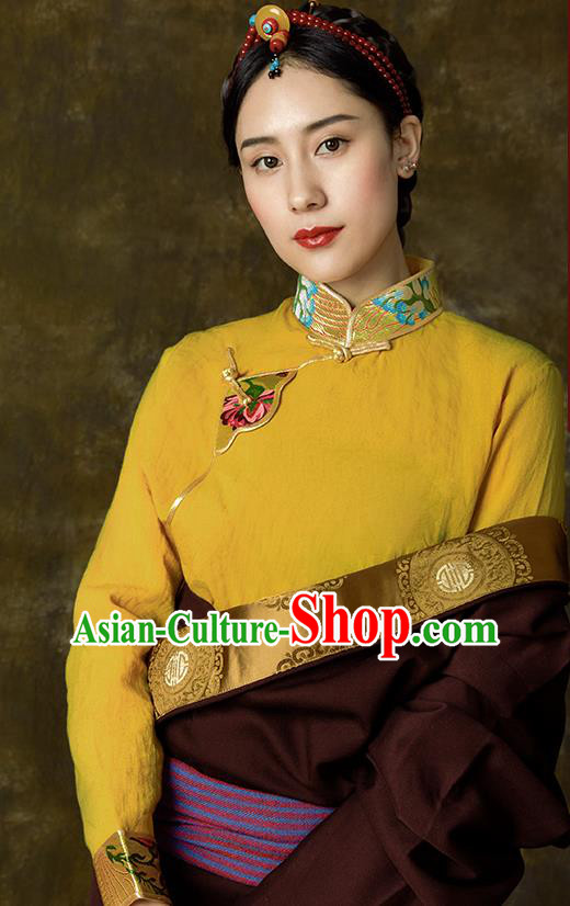 Chinese Tibetan Ethnic Yellow Blouse Zang Nationality Embroidered Shirt Clothing