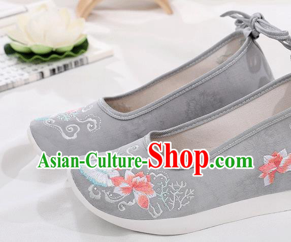 China Traditional Embroidered Lotus Grey Shoes Handmade Cloth Platform Shoes