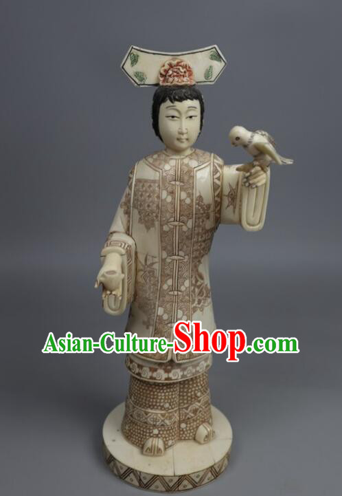 Chinese Qing Dynasty Palace Lady Statue Handmade Ox Bone Handicraft Sculpture