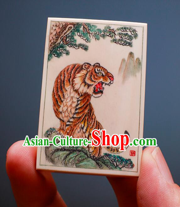 Chinese Microscopic Carving Sculpture Majestic Tiger